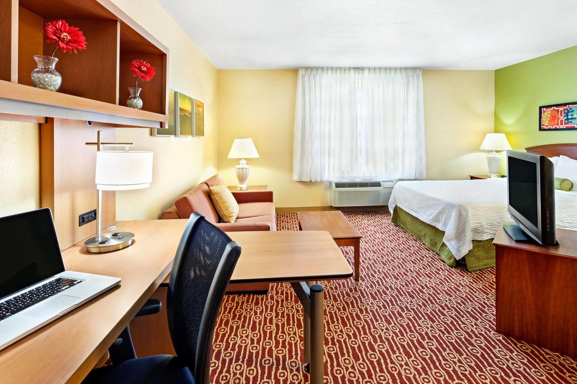 Towneplace Suites Savannah Midtown Eksteriør billede